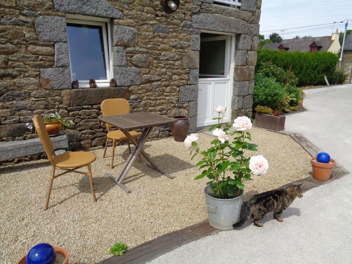 Ker Adsav O'Naturel Saint-Pierre-de-Plesguen エクステリア 写真